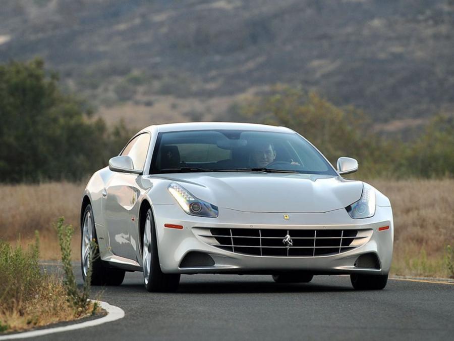  Ferrari FF 2011 года  (US) (фото 5 из 14)
